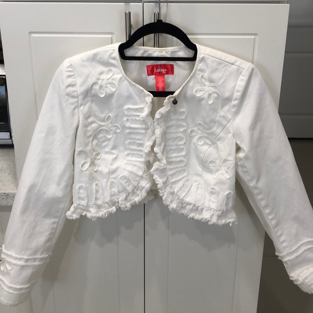 Woman’s white crop embroidered jacket, size 6, fringe